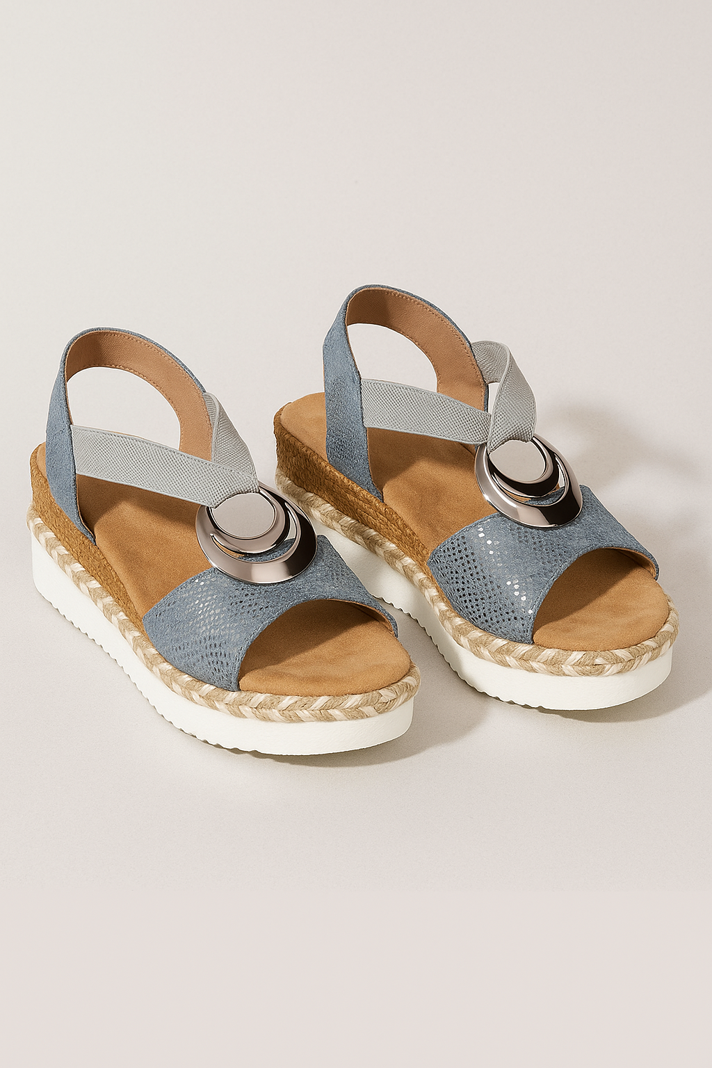 Briella | Boho-Inspired Platform Sandals with Metallic Accent