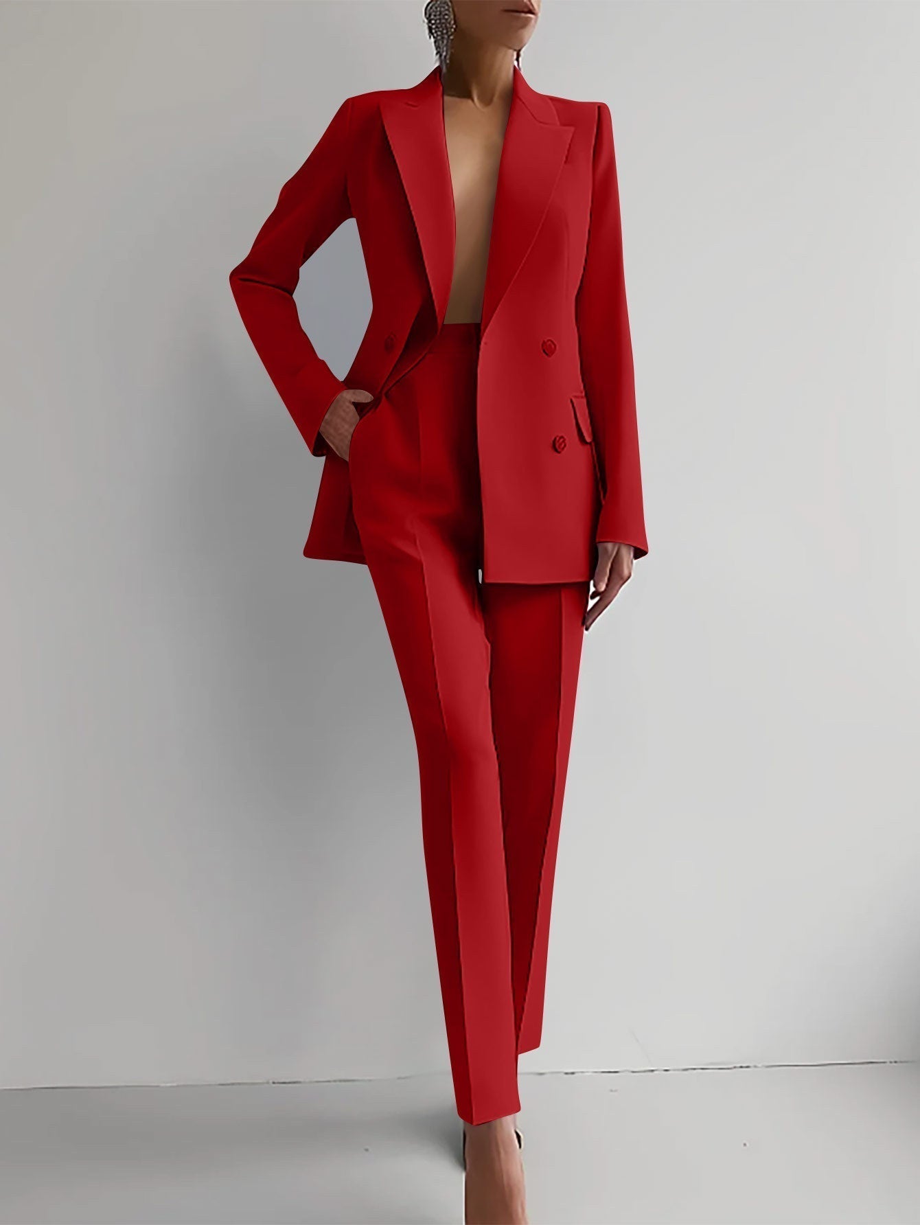 Livia | Elegant Suit