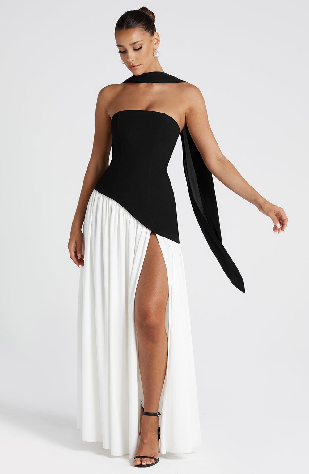 Lana | Classic Flowy Maxi Dress