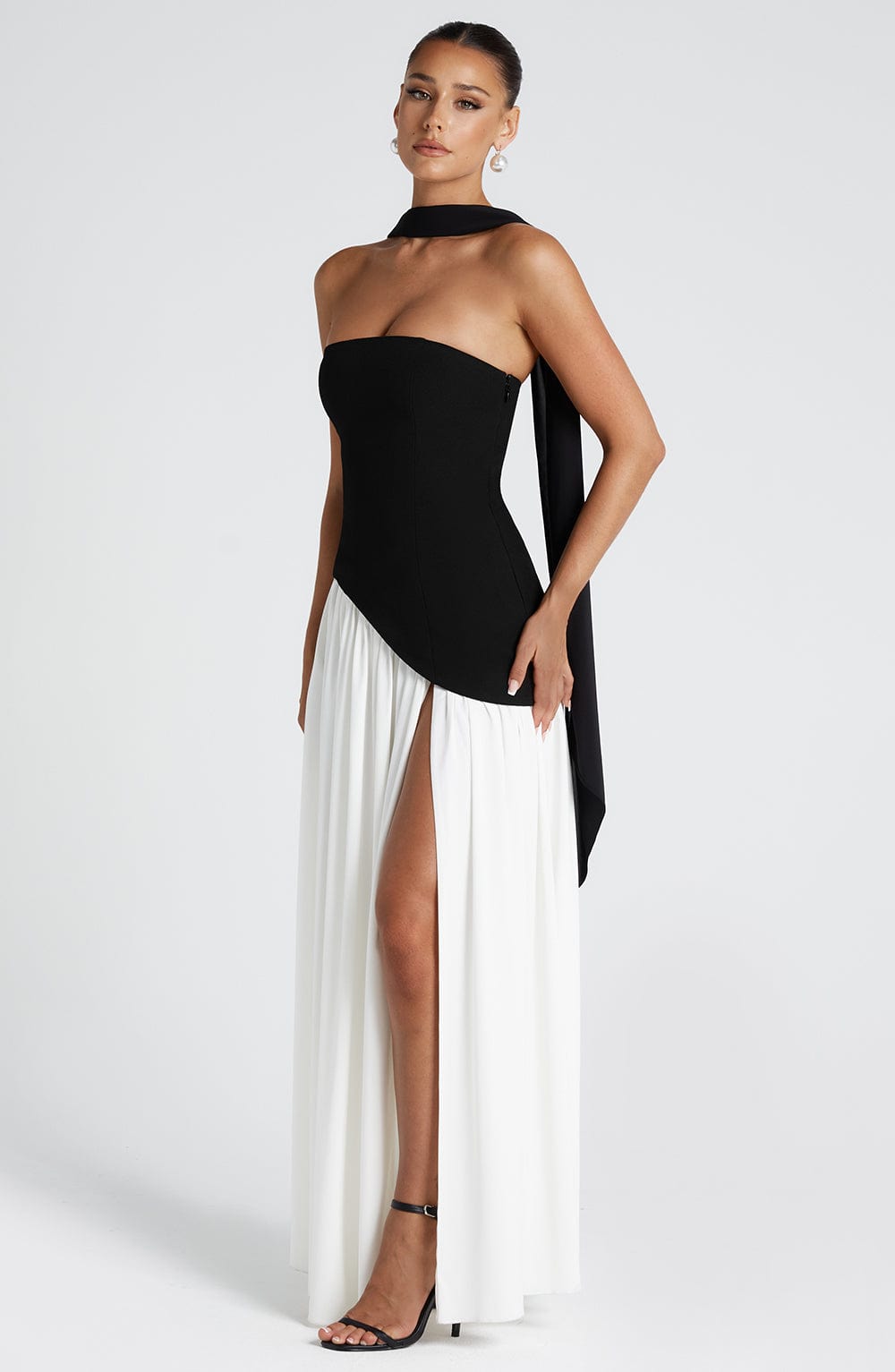 Lana | Classic Flowy Maxi Dress