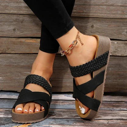 Minimalist Supportive Sandals for Everyday Comfort