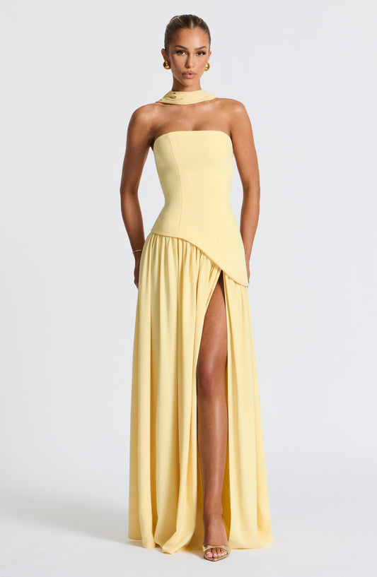 Lana | Classic Flowy Maxi Dress